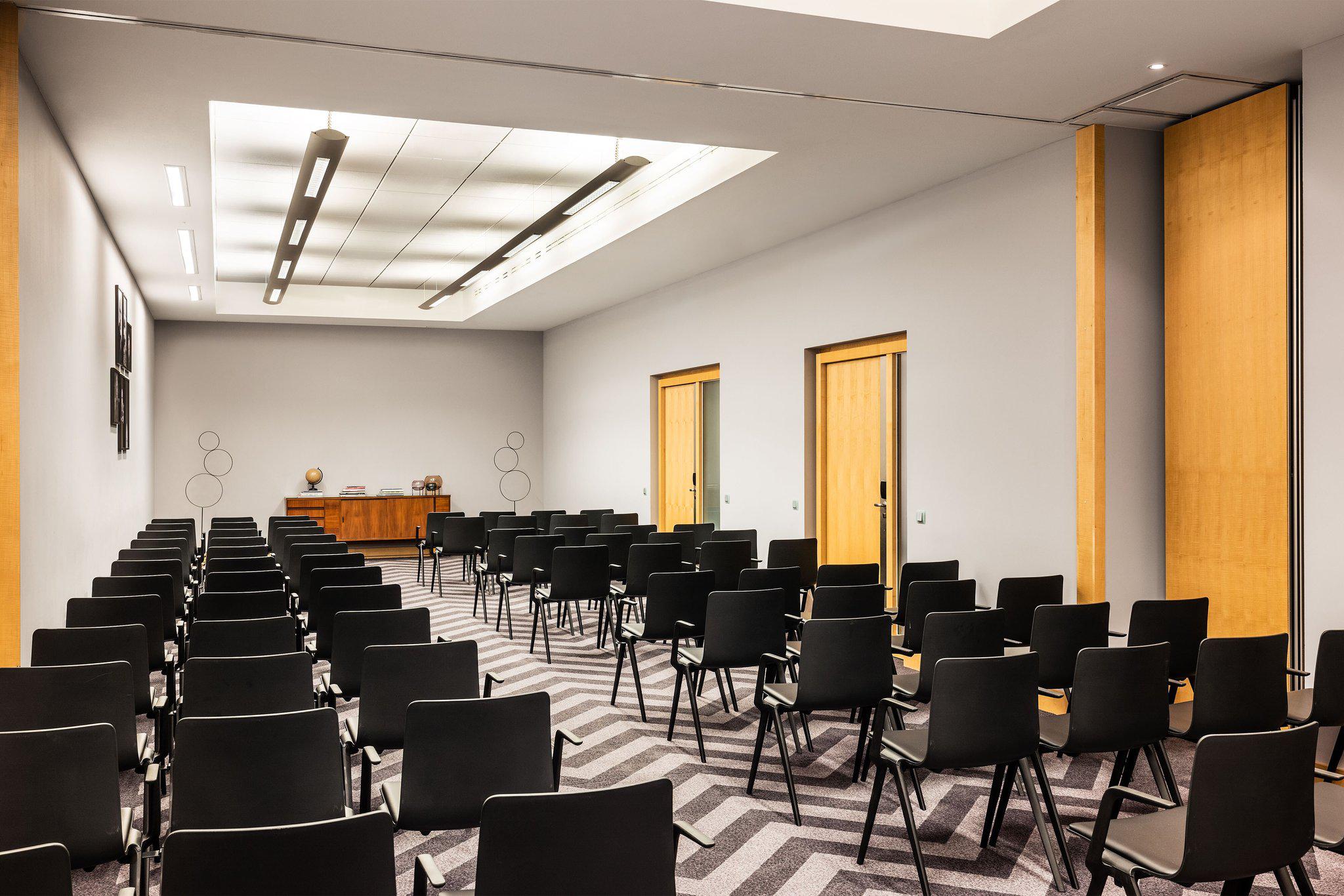 Le Méridien Vienna, Robert-Stolz-Platz 1 in Vienna