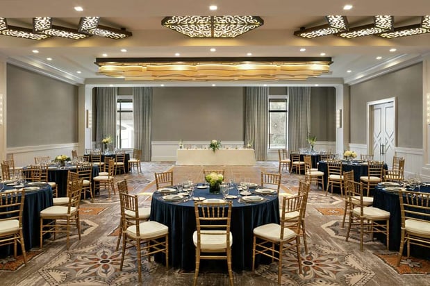 Images The Harpeth Franklin Downtown, Curio Collection by Hilton