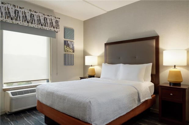 Images Hampton Inn & Suites Pittsburgh/Harmarville