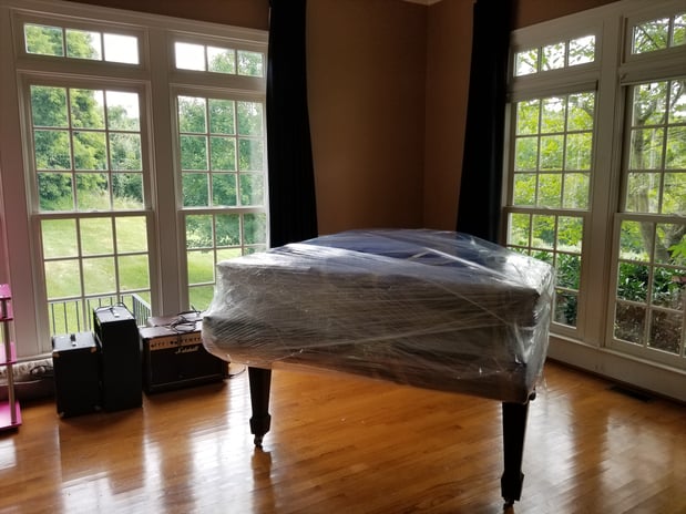 Images Magic Movers LLC