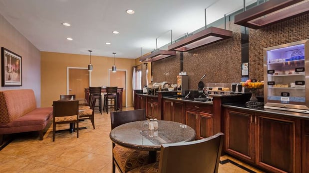 Images Best Western Manhattan Inn