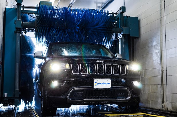 Images Russ Darrow Chrysler Dodge Jeep RAM Milwaukee Service Center