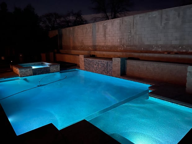 Images Holiday Pools & Spa Construction