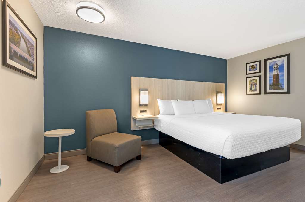 King Bed Room