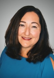 Stephanie Kimball headshot