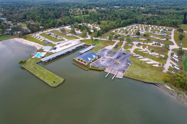 Images On The Lake RV and Cabin Resort