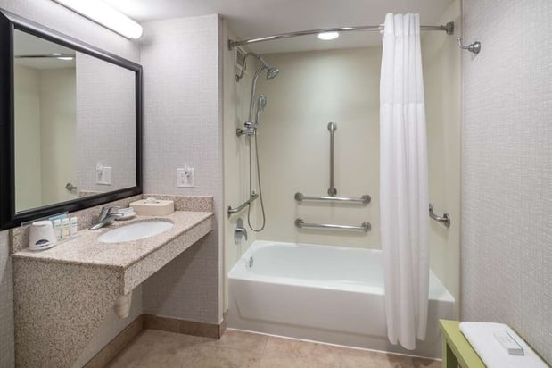 Images Hampton Inn & Suites Chicago-North Shore/Skokie