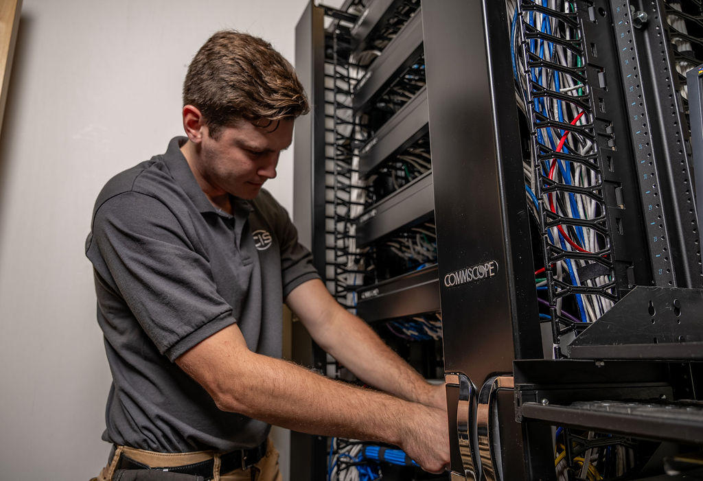 Network hardware contractor Springfield, MO
