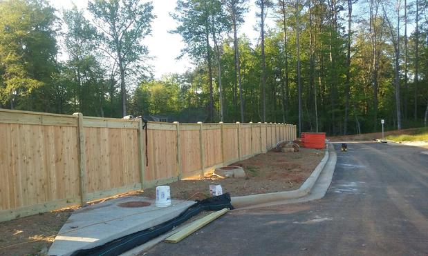 Images NEED-A-FENCE, INC.