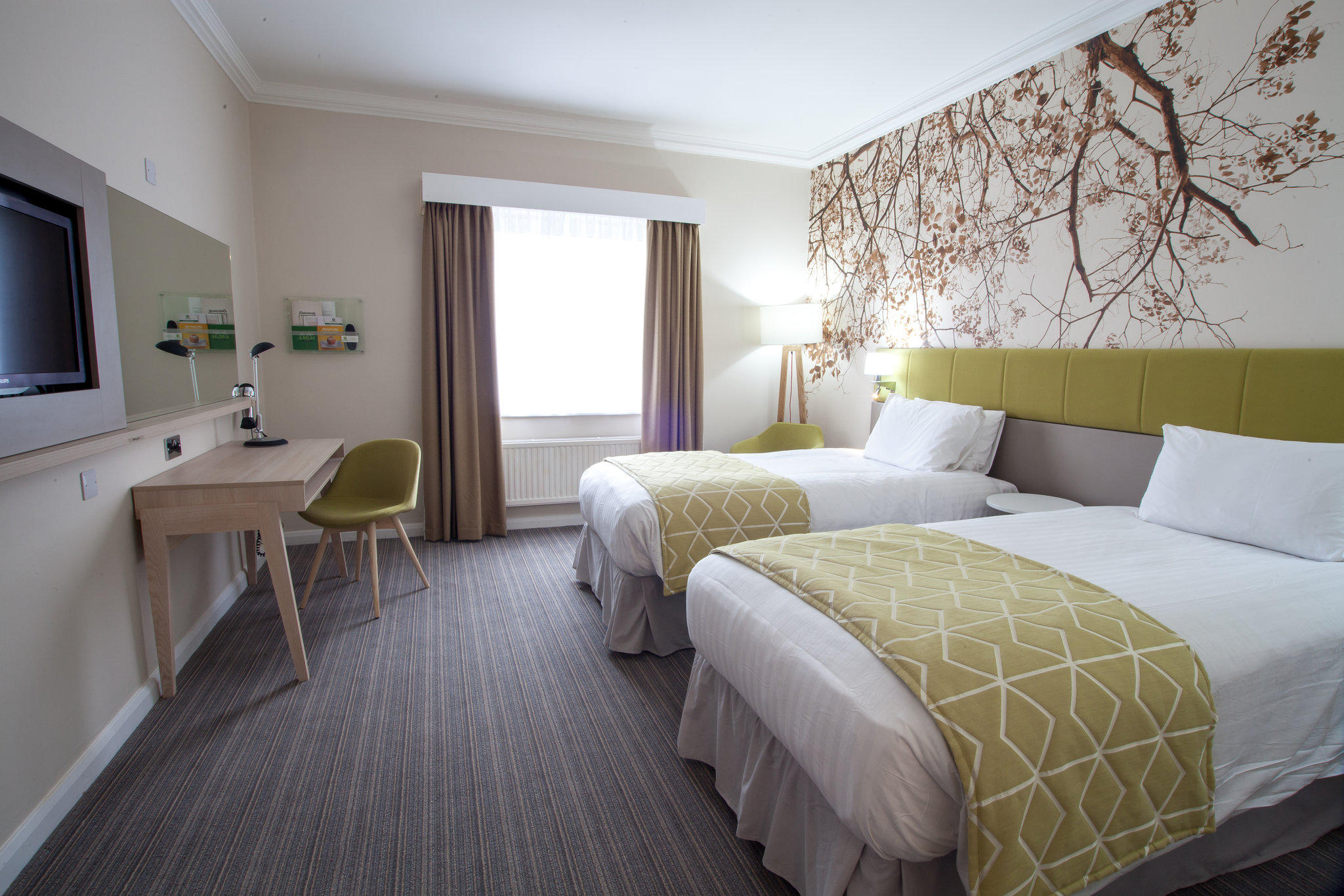 Holiday Inn Corby - Kettering A43, an IHG Hotel Corby 01536 401020