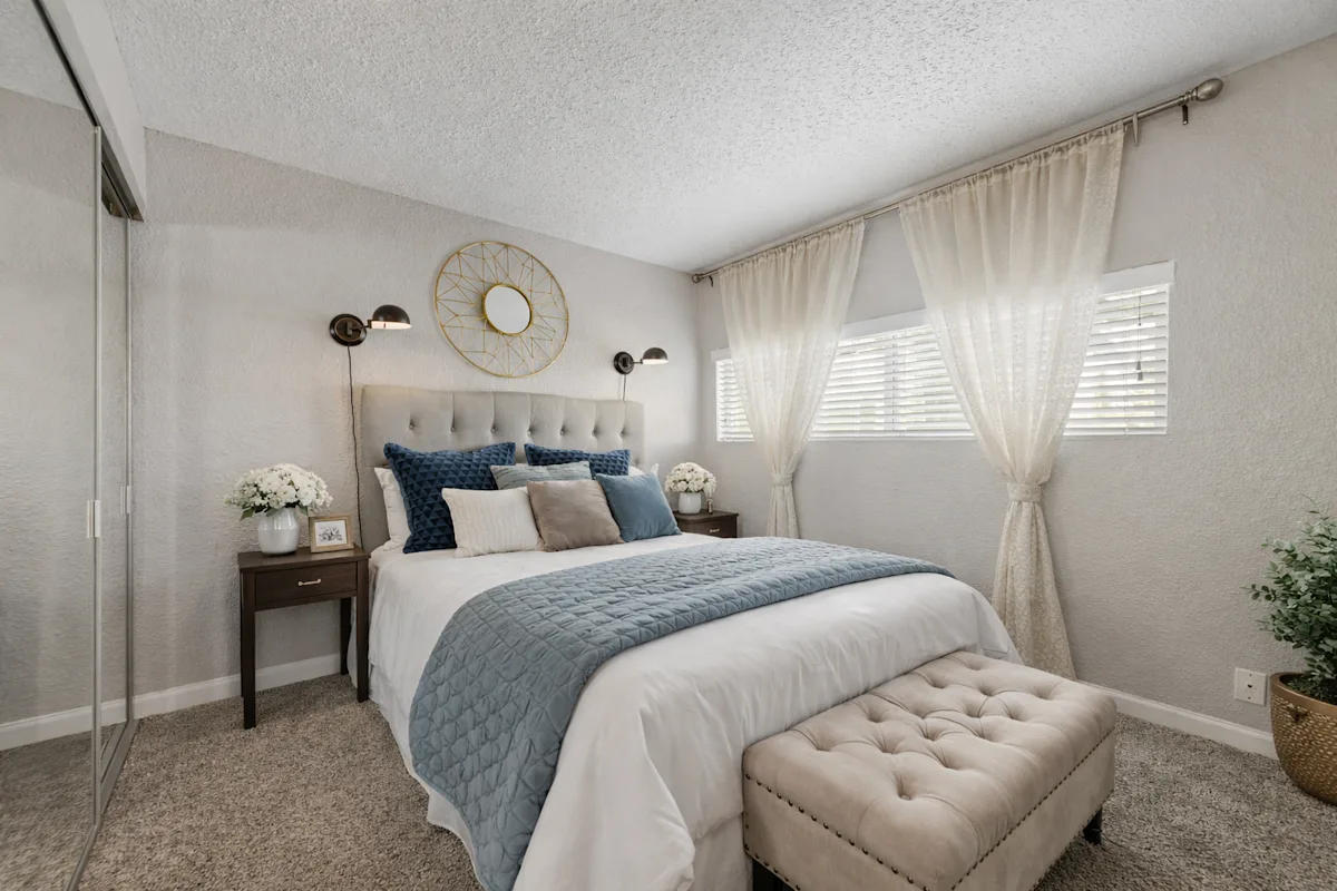 bedroom at Infinity on the Landing