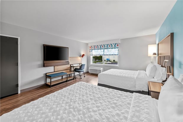 Images Tru by Hilton Kansas City Airport