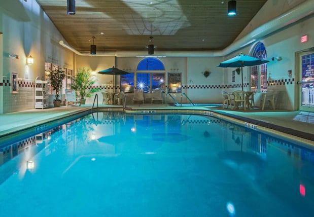Images Holiday Inn Express & Suites Zion by IHG