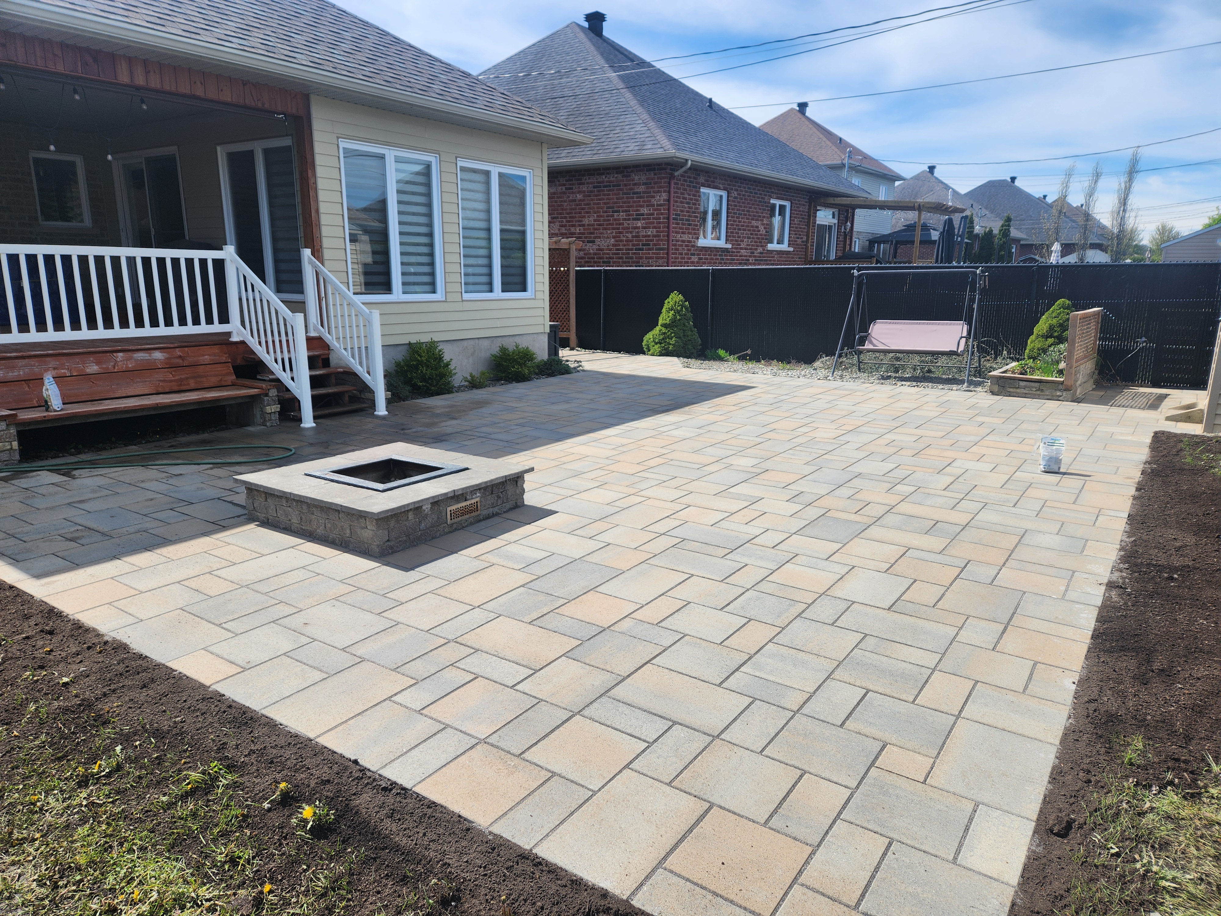 Images Aménagement Pro Unique Inc. - pave uni rive sud et monteregie