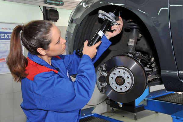 Bilder AUTOPLUS AG Werkstatt & Gebrauchtwagen