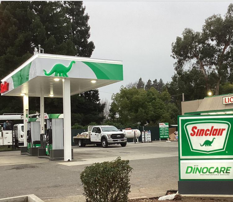 Sinclair gas station fueling island