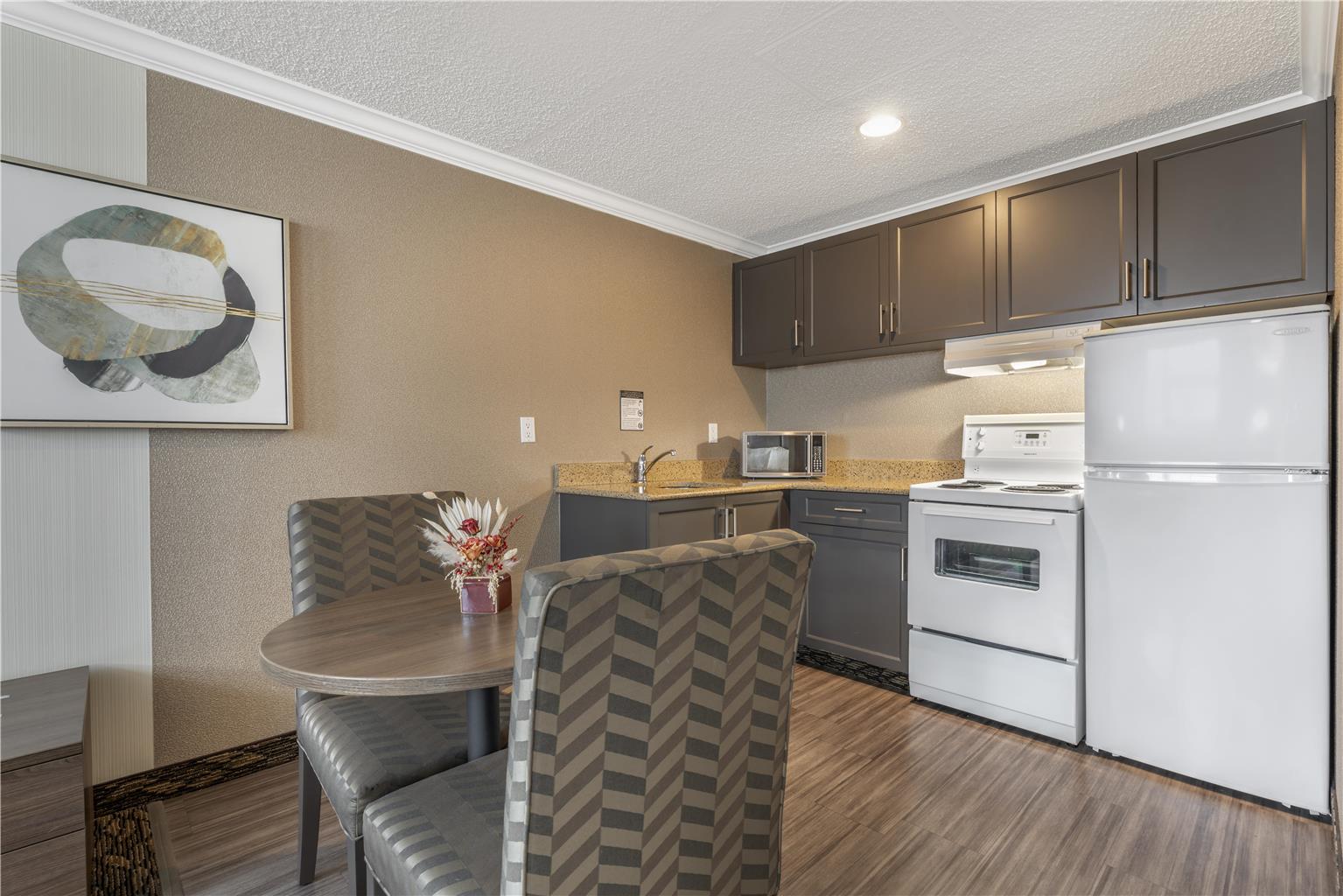 Images Best Western Plus Carlton Plaza Hotel