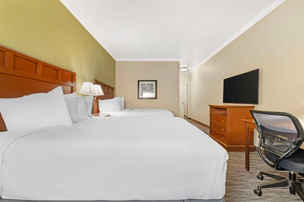 Images Best Western Hebbronville Inn