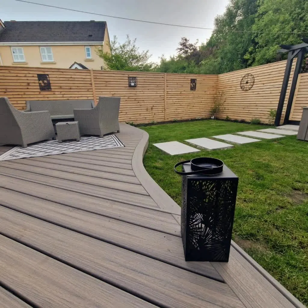 Images Ellis Decks Ltd