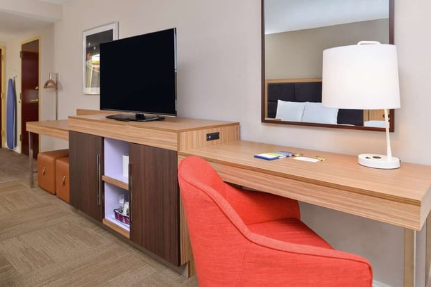 Images Hampton Inn Greensboro-East