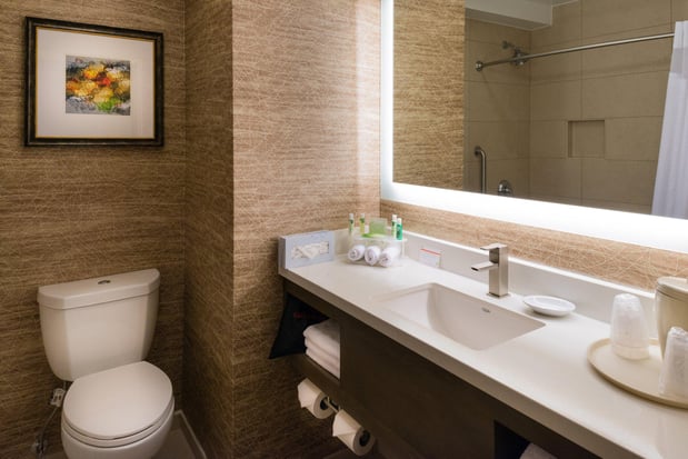 Images Holiday Inn Express & Suites Pasadena - Los Angeles by IHG
