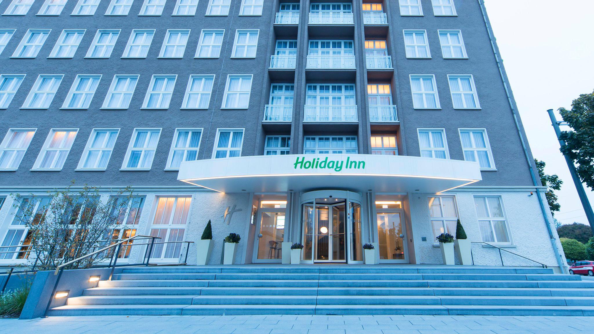 Holiday Inn Dresden - am Zwinger, an IHG Hotel, Ostra-Allee 25 in Dresden
