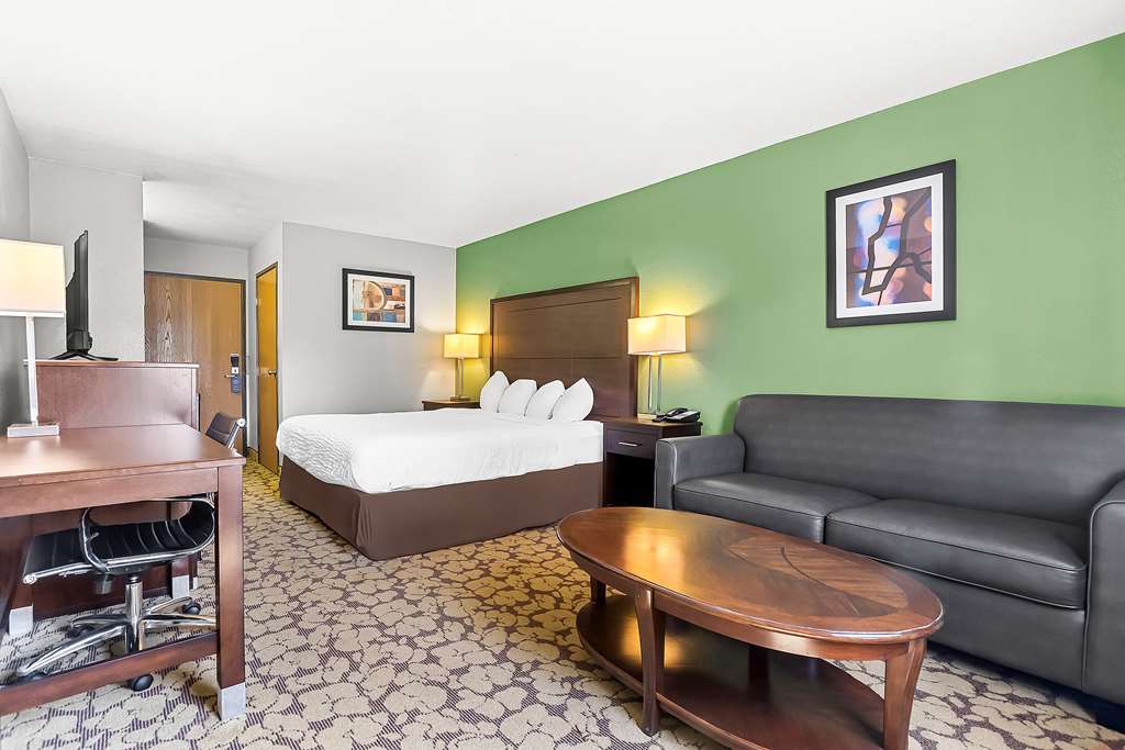 Guest Room Suite
