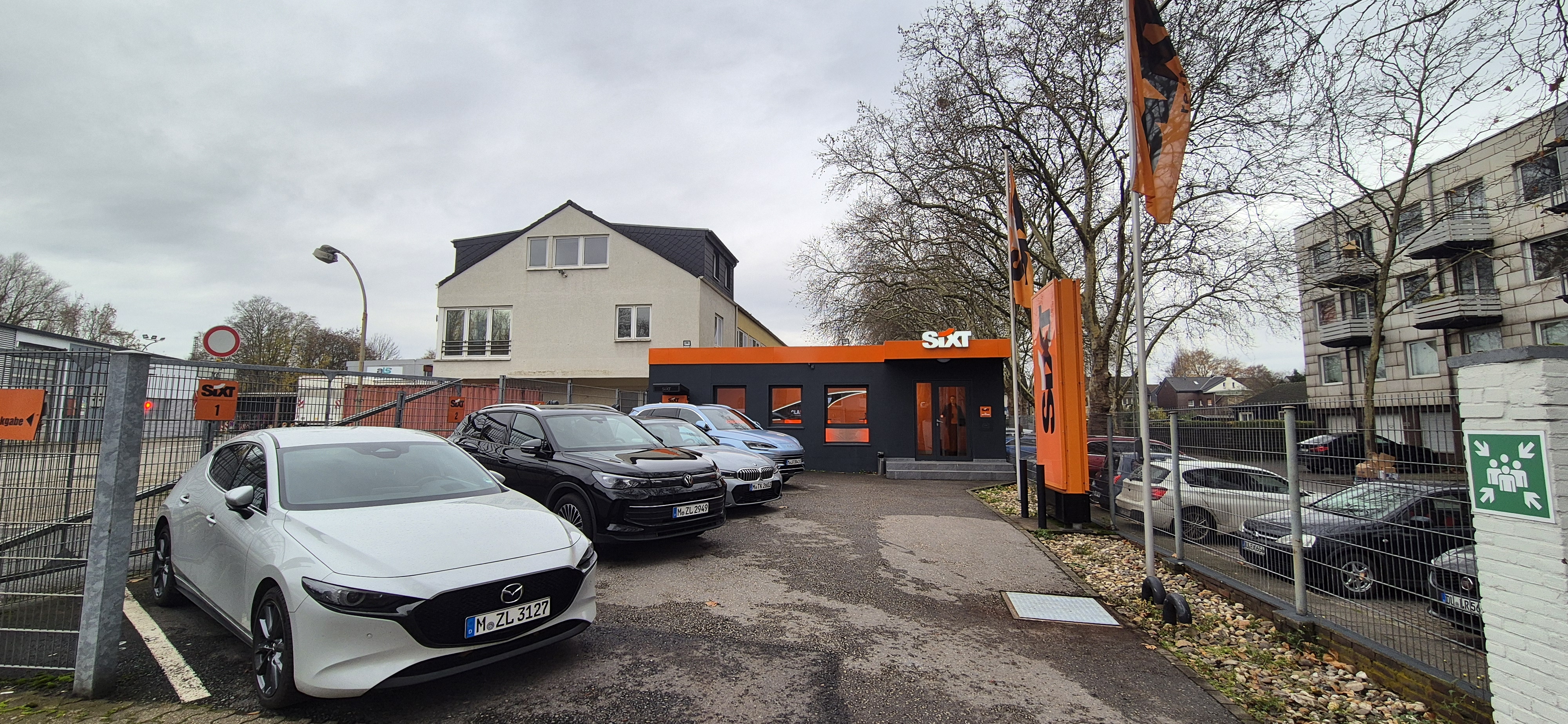 SIXT Autovermietung Duisburg, Paul-Esch-Strasse 57 in Duisburg
