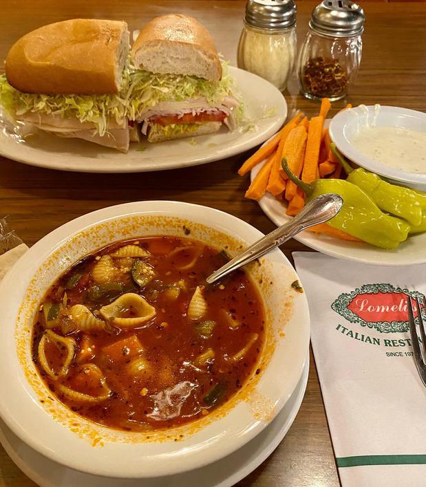 Images Lomeli's Italian Restaurant