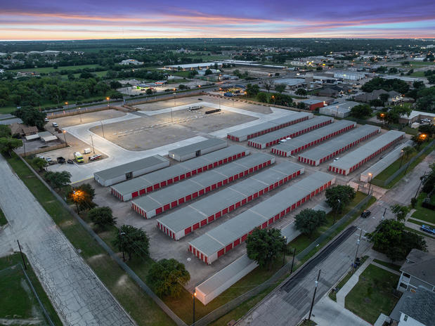 Images US Storage Centers