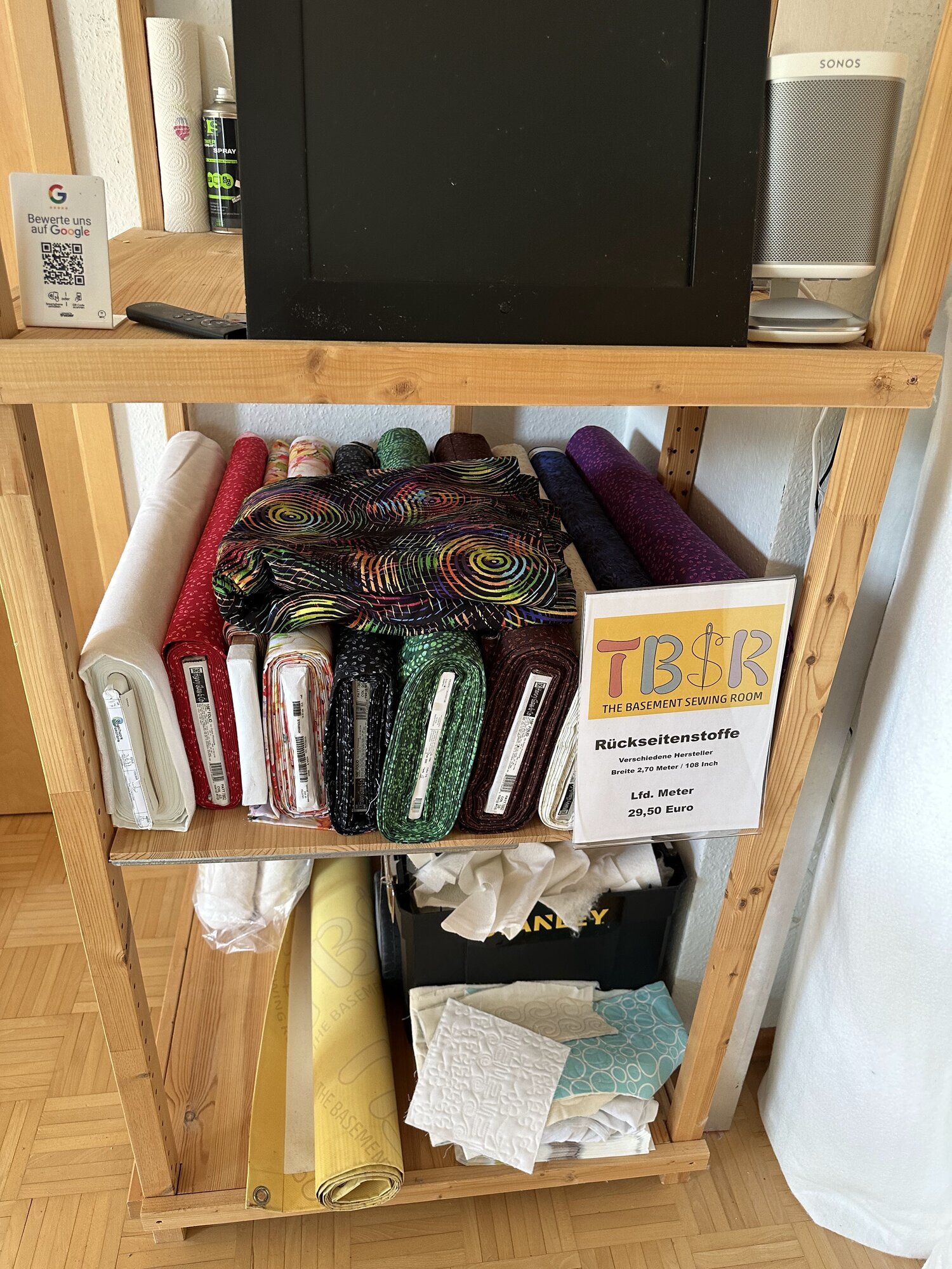 Bilder The Basement Sewing Room Inh. Martina Benz