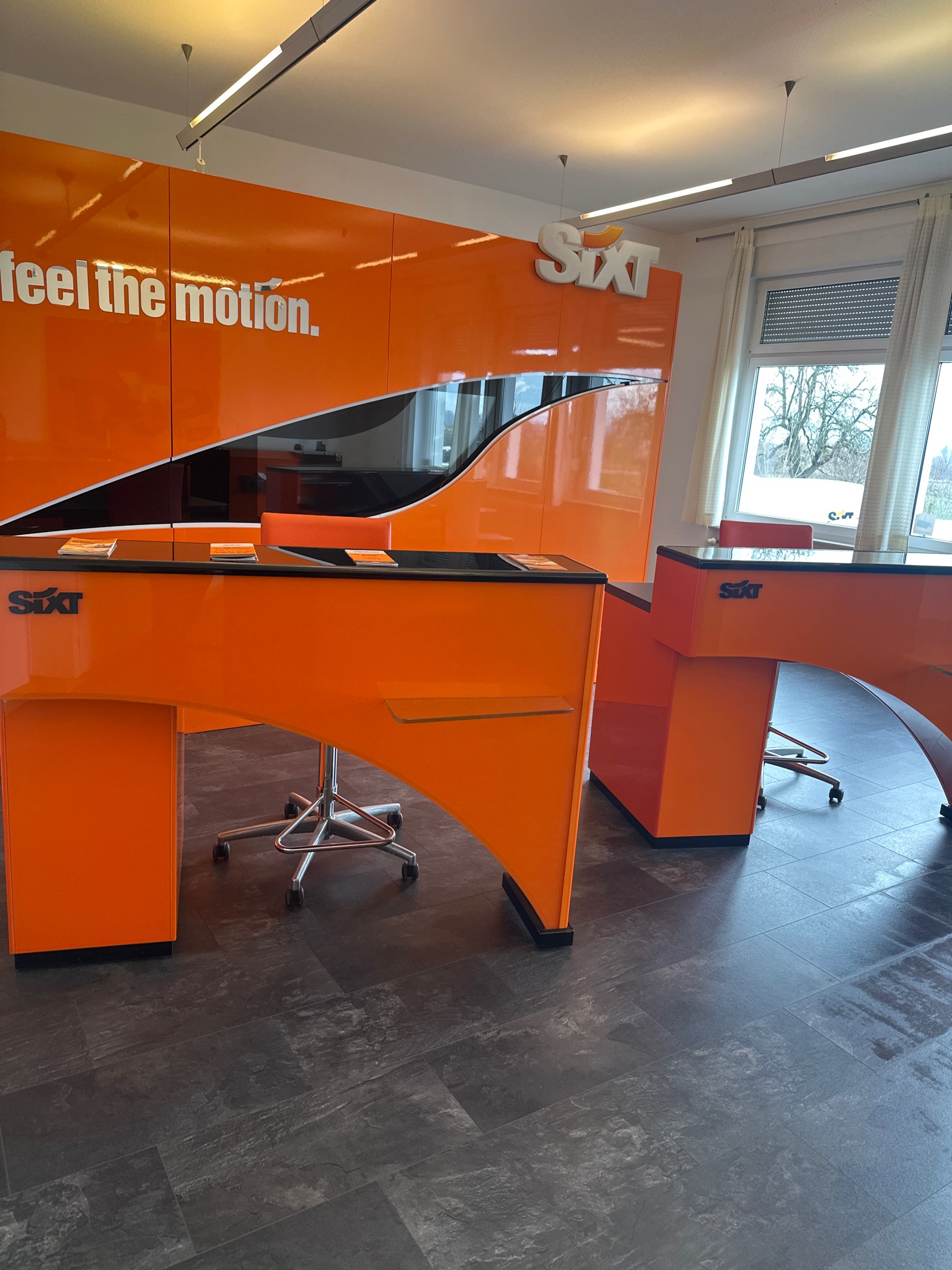 SIXT Autovermietung Lahr am Flughafen, Dr. Georg-Schaeffler-Str. 30 in Lahr