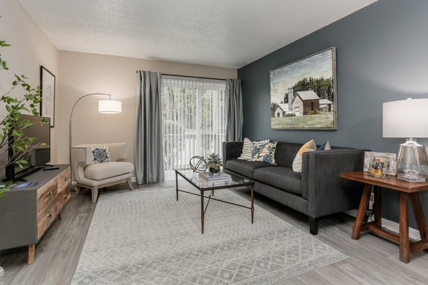 Images The Residences at Stonebrook Apartment Homes