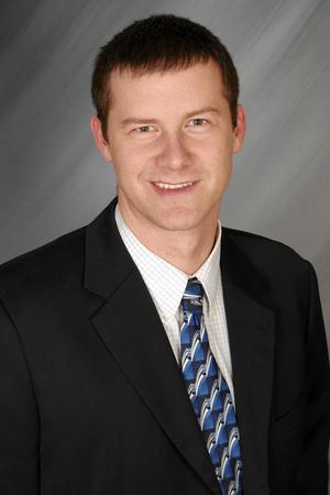 Images Edward Jones - Financial Advisor: Josh Goslinga, AAMS™