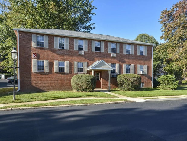 Images Knollwood Apartments