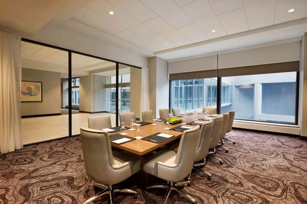 Images Embassy Suites by Hilton Minneapolis Downtown