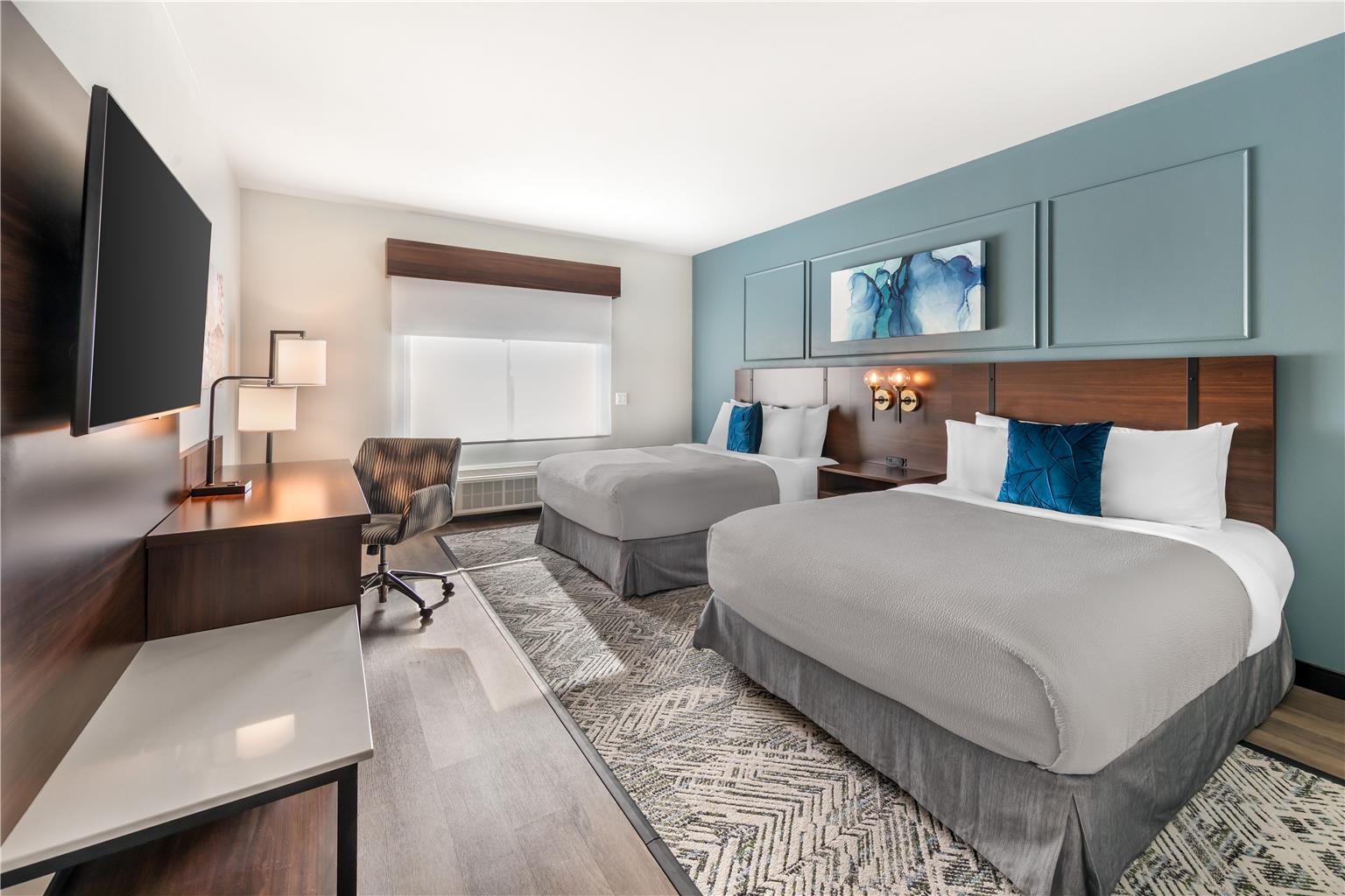 Double Queen Guest Room