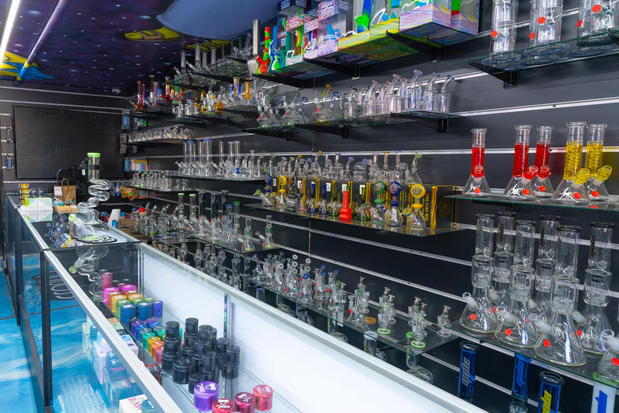 Images Cloud 9 Smoke Shop, Vape, & Hookah Co. - Howell Mill