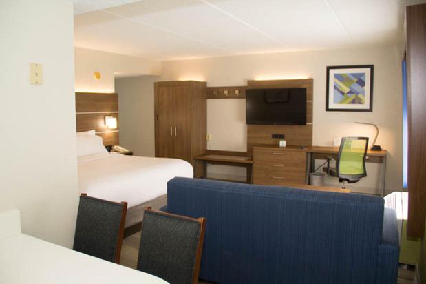 Images Holiday Inn Express & Suites Kings Mountain - Shelby Area, an IHG Hotel