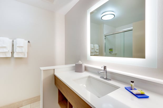 Images Holiday Inn Express & Suites Middletown - Goshen by IHG