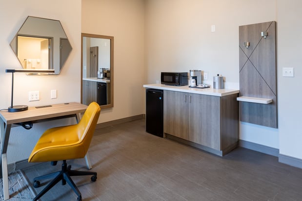 Images Holiday Inn Express & Suites Englewood - Denver South by IHG