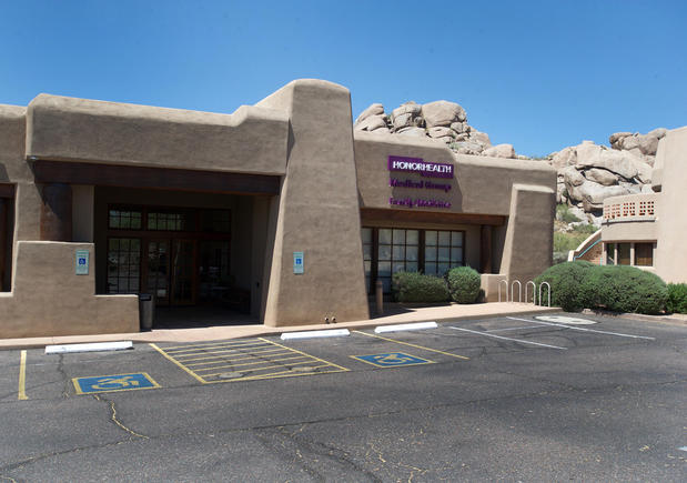 Images HonorHealth Medical Group - Carefree Highway - Primary Care
