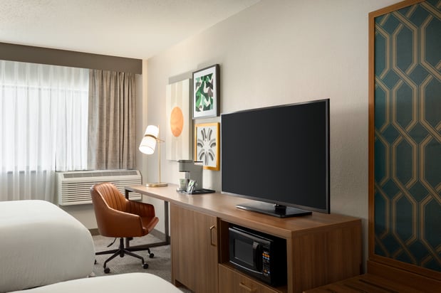Images Holiday Inn Virginia Beach - Norfolk by IHG