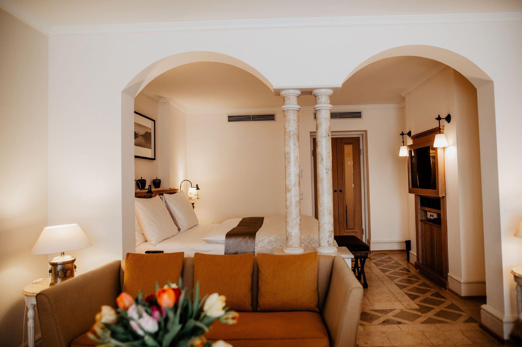 Schloss Fuschl, a Luxury Collection Resort & Spa, Fuschlsee-Salzburg, Schloss Strasse 19 in Hof Bei Salzburg