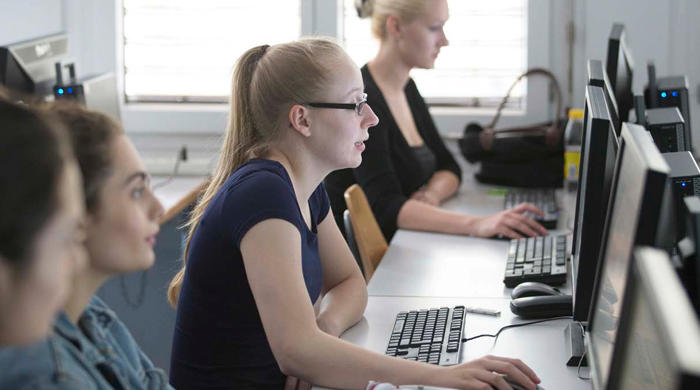 Juventus Maturitätsschule, Lagerstrasse 102 in Zürich