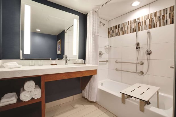 Images Embassy Suites by Hilton Scottsdale Resort