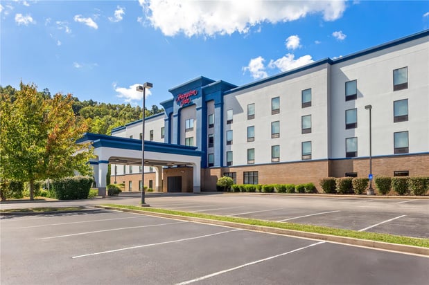 Images Hampton Inn Huntington University Area