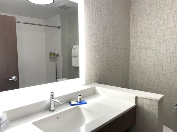 Images Holiday Inn Express & Suites Phoenix - Airport North by IHG
