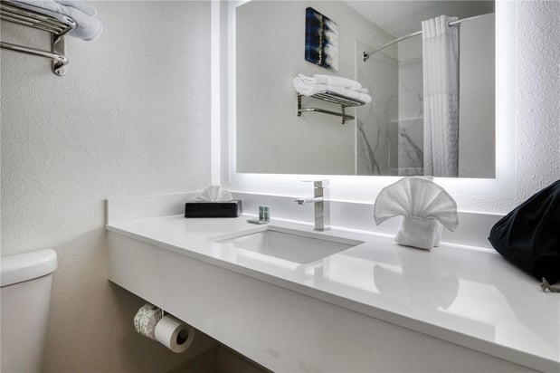Images Best Western Greensboro Coliseum Inn