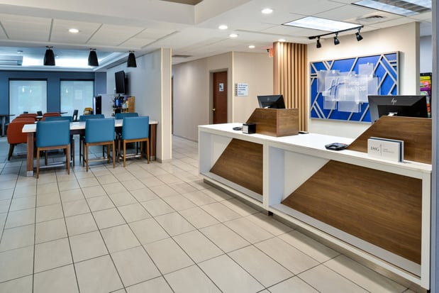 Images Holiday Inn Express Lewisburg/New Columbia by IHG